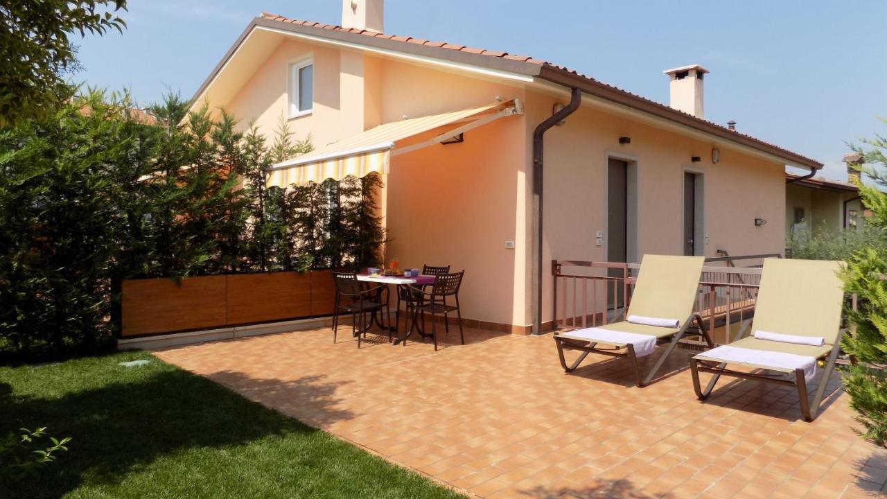 Millyholidays - Apartment Lilla - Center - Nearby Beach - Private Garden - Spa Pool Bardolino Exterior photo